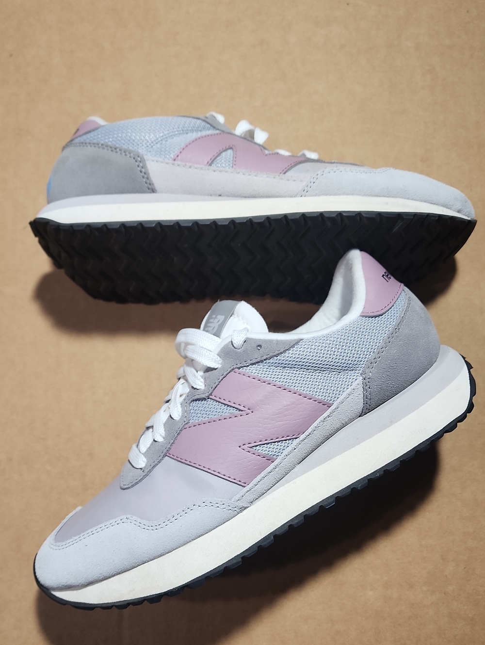 New Balance 237 Athletic Shoes Womens Sz 8.5 Gray Magnet Running Sneakers